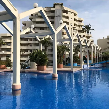 Benalbeach!! First Line & Pools Benalmádena